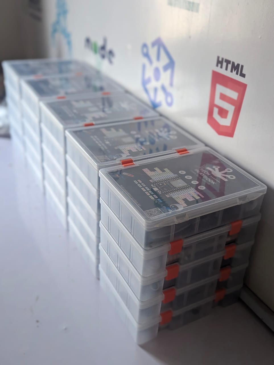 ESP32 IoT Learning Kit — view 3